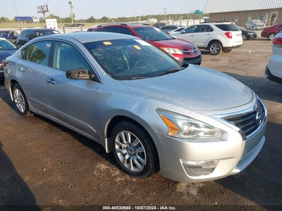 NISSAN ALTIMA 2015