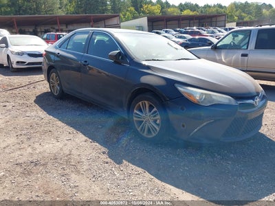 TOYOTA CAMRY 2015
