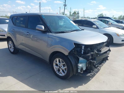 KIA SOUL 2023