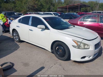 NISSAN MAXIMA 2011