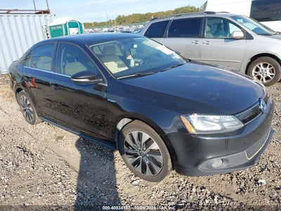 VOLKSWAGEN JETTA HYBRID 2013