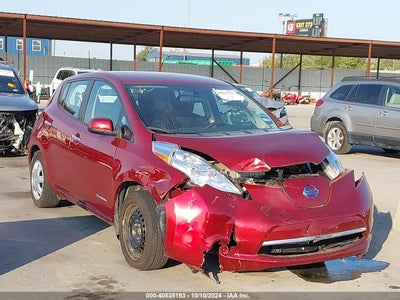 NISSAN LEAF 2015