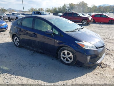 TOYOTA PRIUS 2014