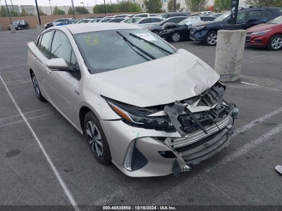TOYOTA PRIUS PRIME 2017