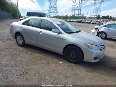TOYOTA CAMRY 2011