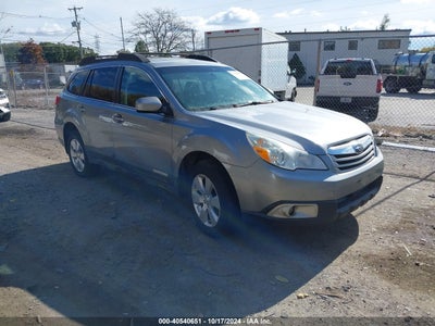 SUBARU OUTBACK 2010