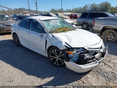 TOYOTA CAMRY 2020