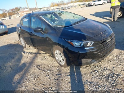 NISSAN VERSA 2023