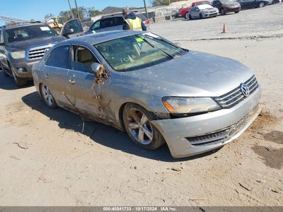 VOLKSWAGEN PASSAT 2013
