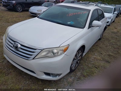 TOYOTA AVALON 2011