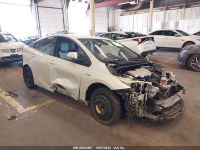 TOYOTA PRIUS PRIME 2017