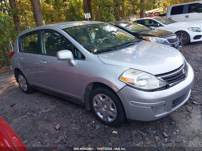 NISSAN VERSA 2010