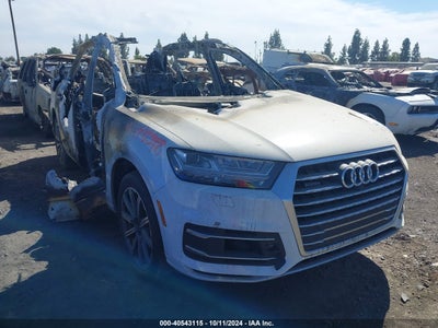 AUDI Q7 2017