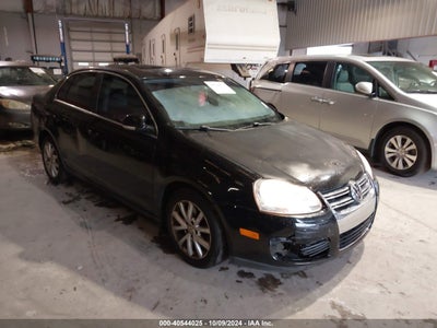 VOLKSWAGEN JETTA 2010