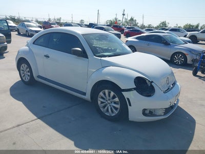 VOLKSWAGEN BEETLE 2016