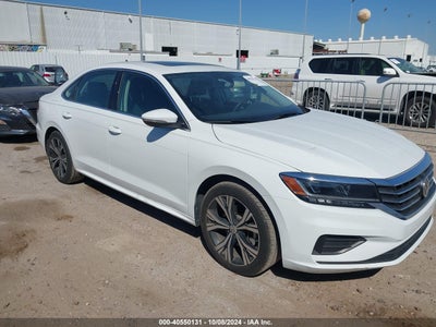 VOLKSWAGEN PASSAT 2022