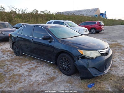 TOYOTA CAMRY 2012