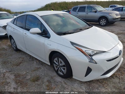 TOYOTA PRIUS 2018