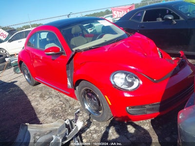 VOLKSWAGEN BEETLE 2013