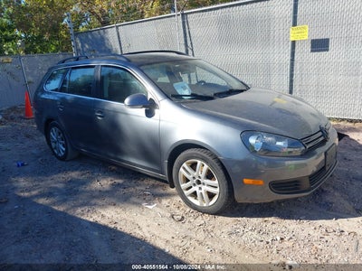VOLKSWAGEN JETTA SPORTWAGEN 2011