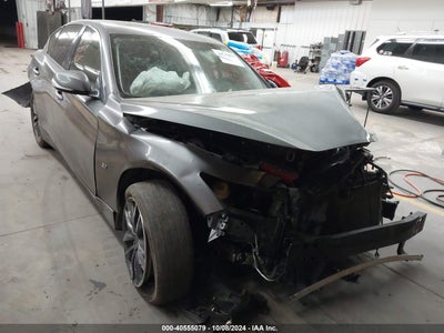 INFINITI Q50 2015