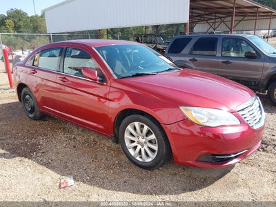 CHRYSLER 200 2013