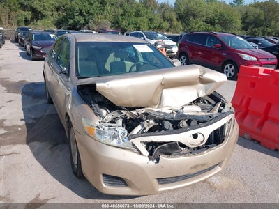 TOYOTA CAMRY 2011