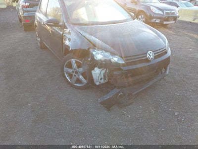 VOLKSWAGEN GOLF 2011