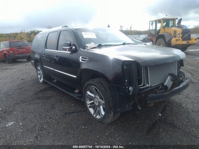 CADILLAC ESCALADE ESV 2011
