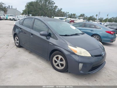 TOYOTA PRIUS 2014
