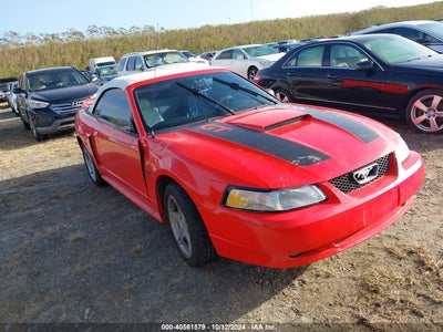 FORD MUSTANG 2000