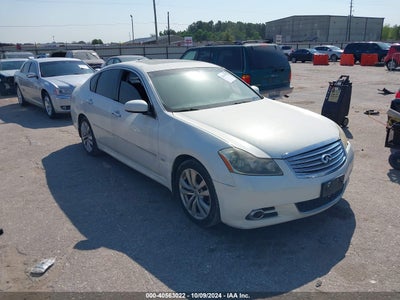 INFINITI M35 2010