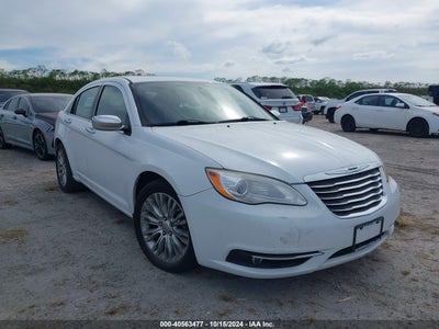 CHRYSLER 200 2012