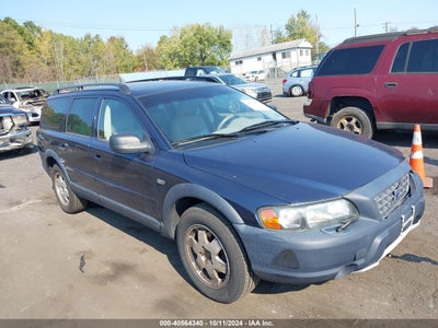 VOLVO XC70 2004