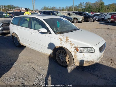 VOLVO V50 2010
