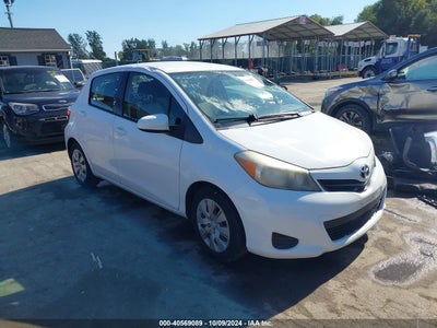 TOYOTA YARIS 2013