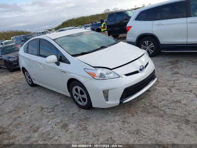 TOYOTA PRIUS 2015