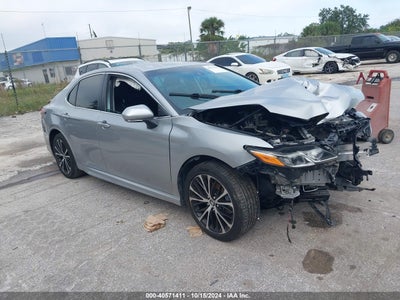 TOYOTA CAMRY 2019