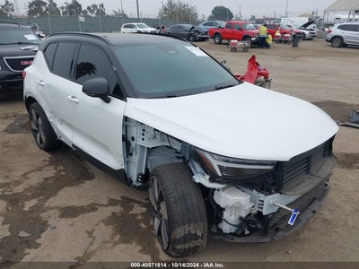 VOLVO XC40 RECHARGE PURE ELECTRIC 2023