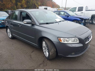 VOLVO S40 2011
