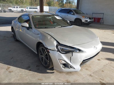 SCION FR-S 2013