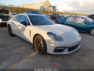 PORSCHE PANAMERA E-HYBRID 2019