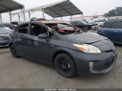 TOYOTA PRIUS 2015