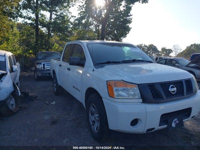 NISSAN TITAN 2014