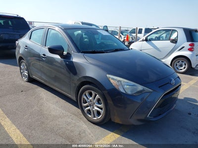TOYOTA YARIS IA 2017