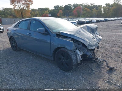 HYUNDAI ELANTRA 2022
