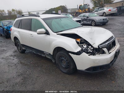 SUBARU OUTBACK 2012