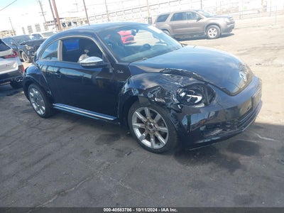 VOLKSWAGEN BEETLE 2013