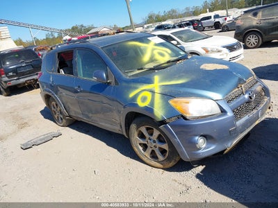 TOYOTA RAV4 2011