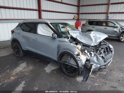 NISSAN KICKS 2023